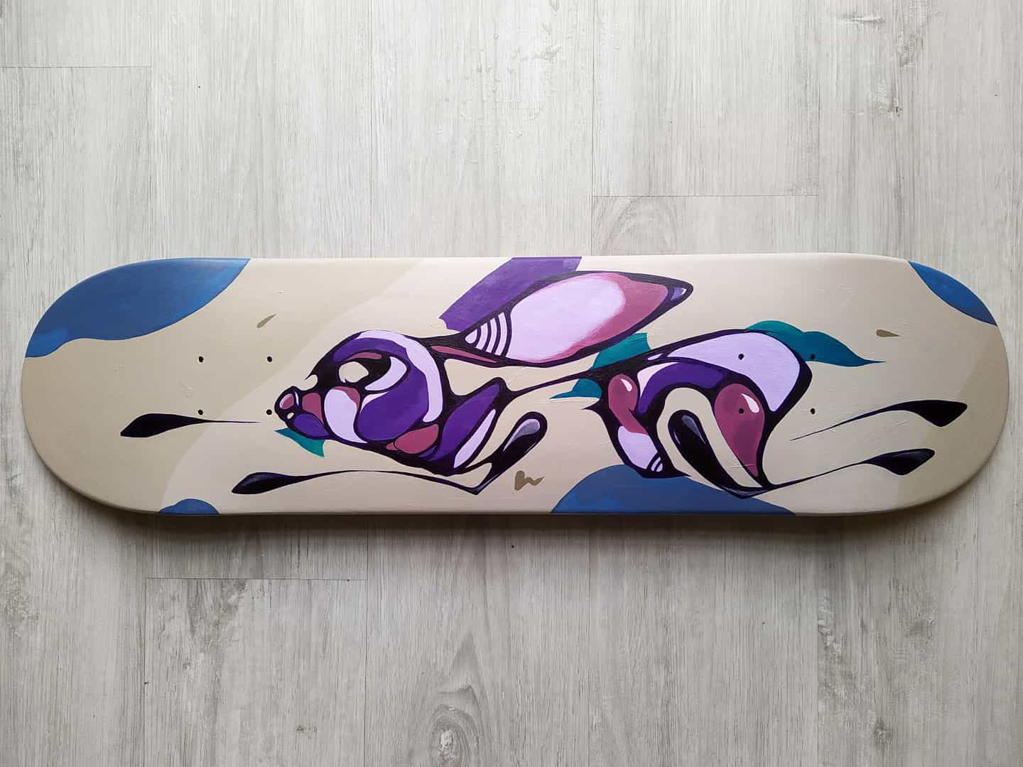 lints skateboard hare