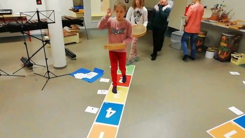 video-1576576860 (1)_Moment