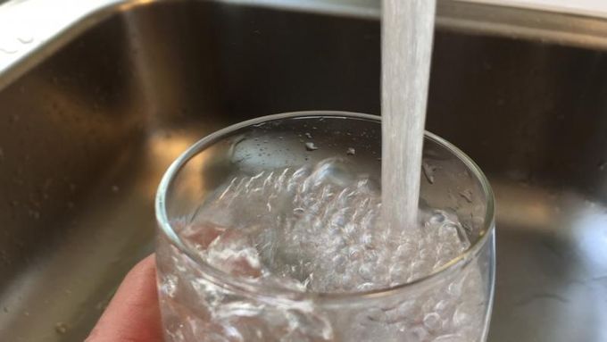 Micro Spiral Filtre er en effektiv barriere mod bakterier, vira og parasitter. Grundigt testet på Pasteur Research Institute.