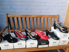 Flamenco schoenen Menkes bij Liz Dans