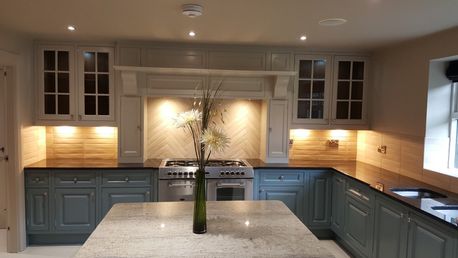 Kitchen lighting installation