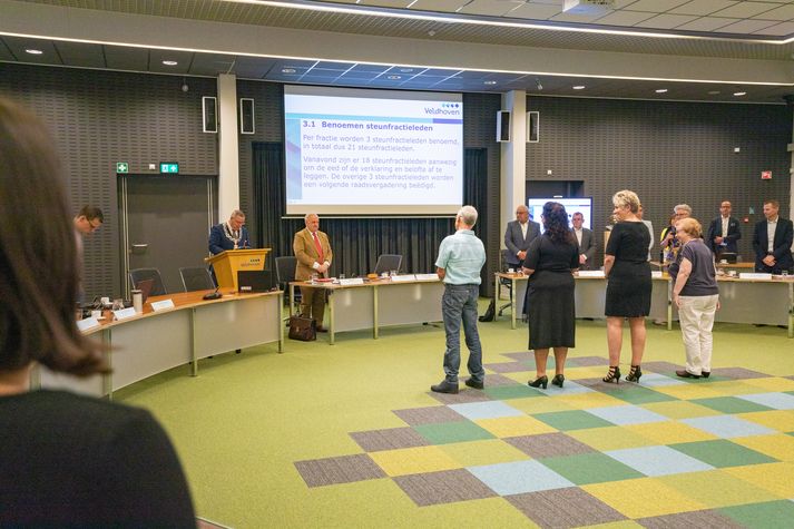 Installatie Steunfractieleden_Klein-2