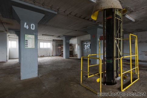 DSC_9002 b