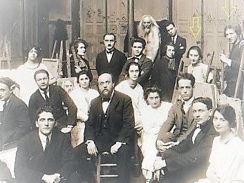 Jean-Pierre Laurens (au centre) aux Beaux-Arts (Madeleine Lestienne et Lucien Weil au fond à droite)