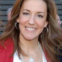 LUCILIA Cruz Pinto