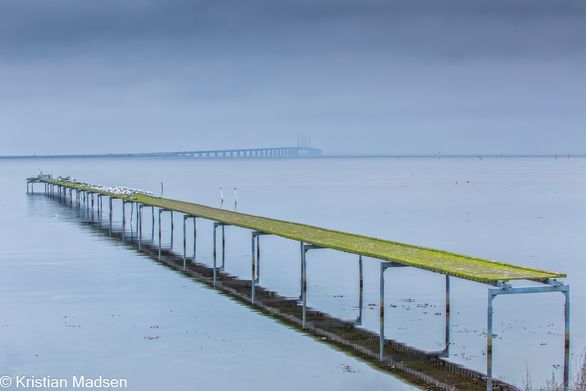 Disconnected bathing pier