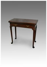 Antique Georgian Mahogany Tea Table with Drawer on Cabriole Legs