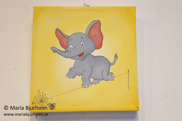 Nr 48. En elefant balanserade