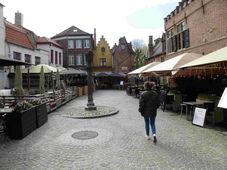 Huidenvettersplein