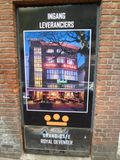 6 poster hotel