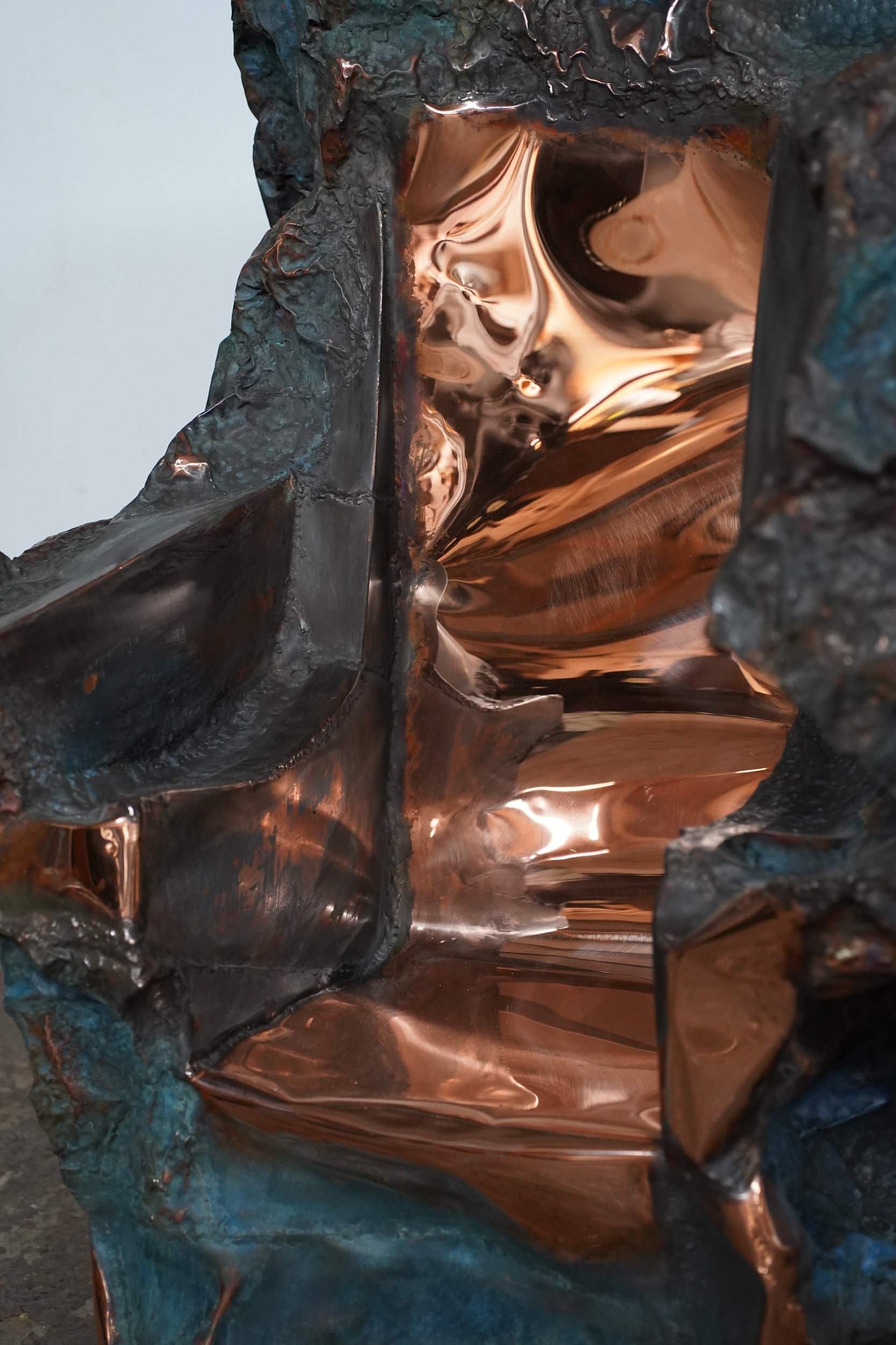 Meteor Throne II, contemporary sculpture by Marius Ritiu, hand-hammered copper, 2025
