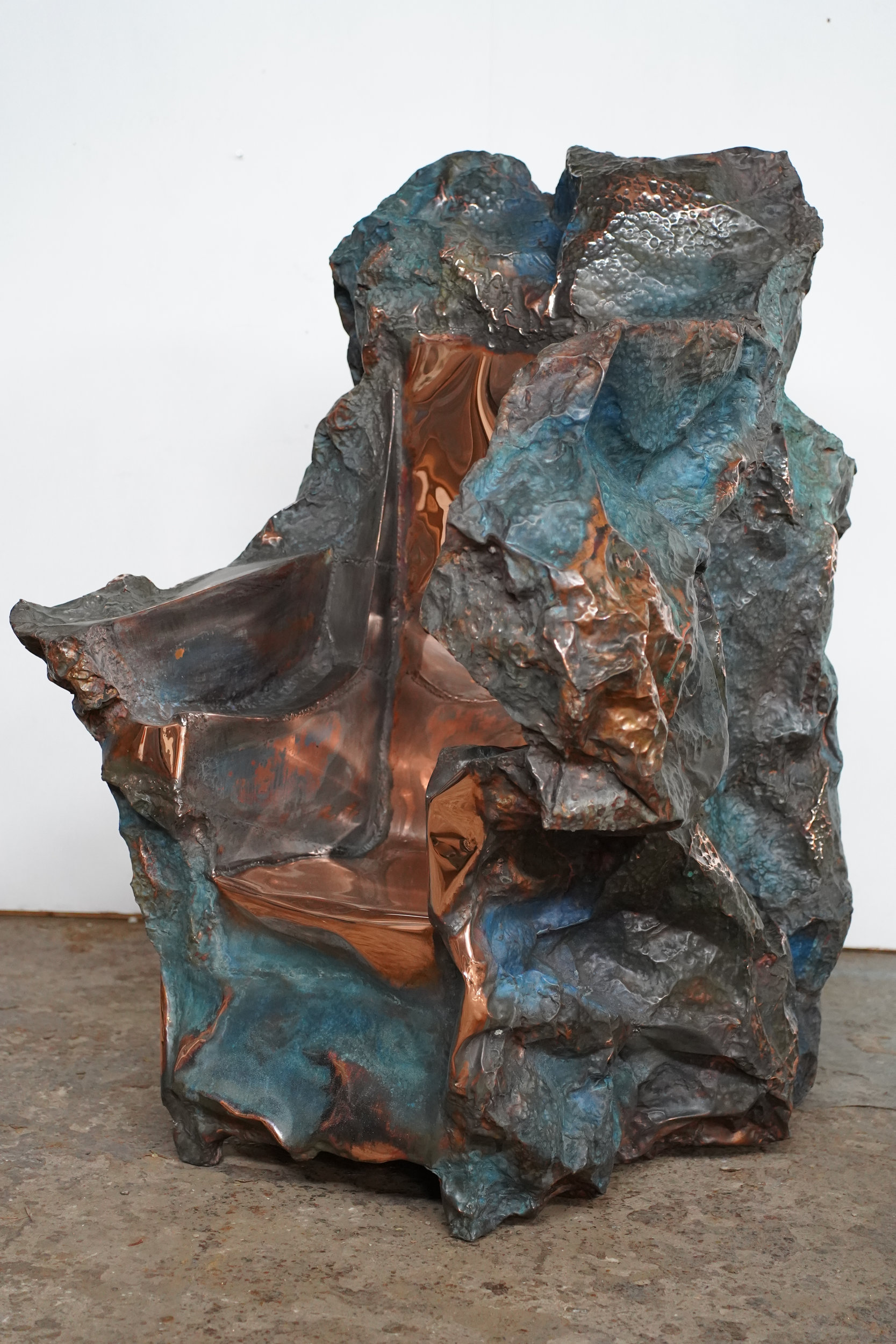 Meteor Throne II, contemporary sculpture by Marius Ritiu, hand-hammered copper, 2025
