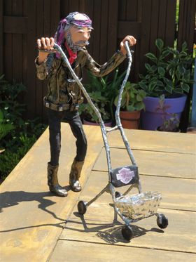 juni 2020. Harley opa. Als je te oud bent voor een Harley.