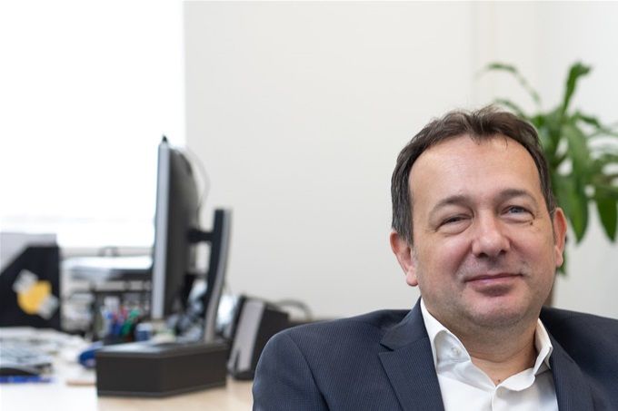 Melis Zoltán Tibor (c) 1992-2022