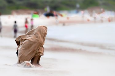 Series ' Ocean Trails' - Windy Beach (2)