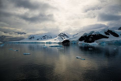 Series ' The 7th Continent '