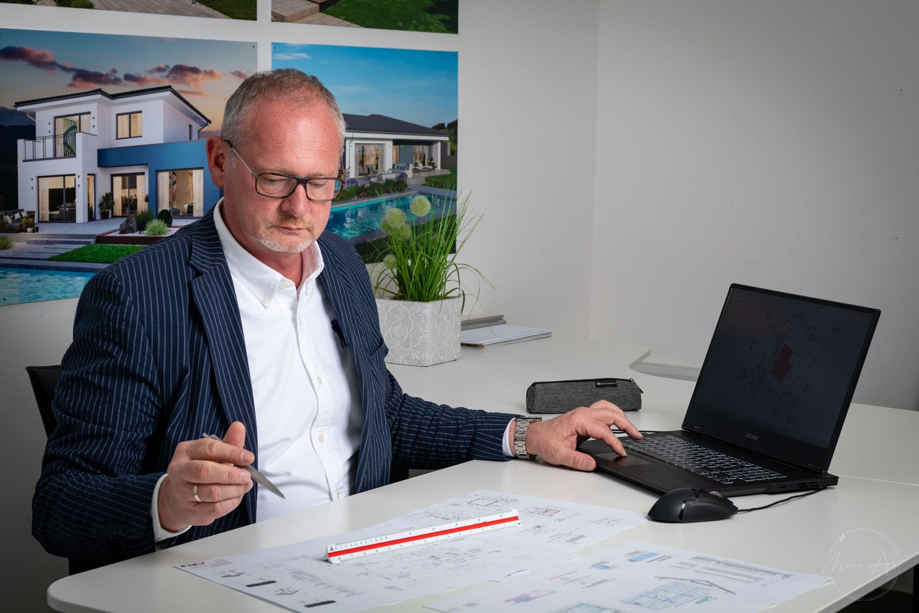 Mina Art e.U. Businessportrait