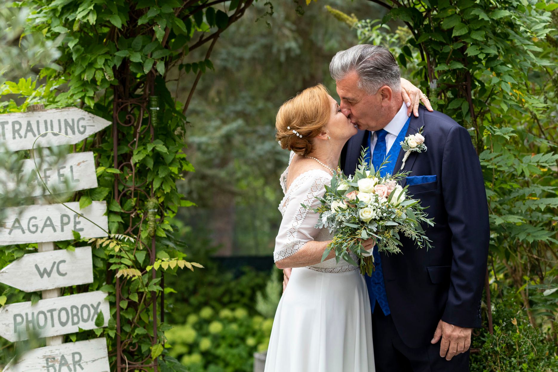 Mina Art e.U. Portrai Hochzeit Gaaden