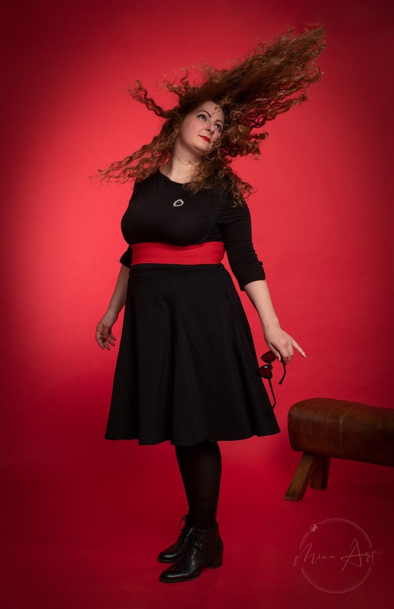 Mina Art e.U. Portrait Schauspielerin