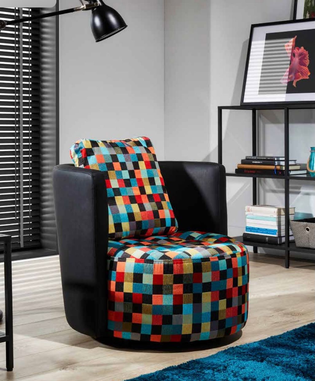 Aston Sessel+Ottoman € 818