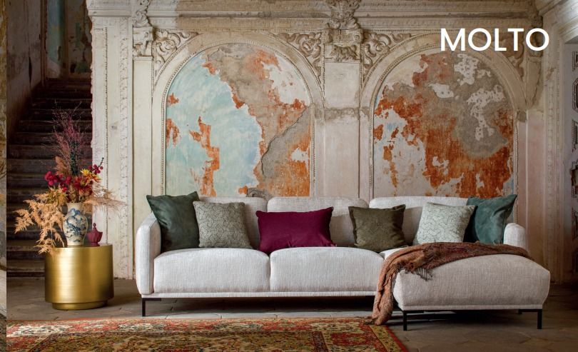 Molto sectional
