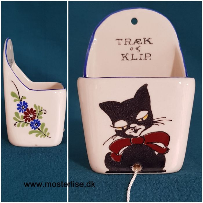 Skønt og skørt loppefund;   Snorholder fra Knabstrup af Aksini (Aksel Sigvald Nielsen),1930erne eller 1940erne.
Værsgo´ - træk og klip 😉
