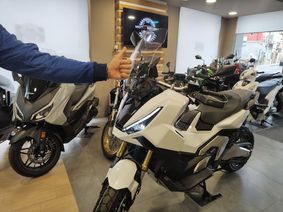 XADV 750