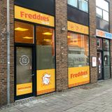 Facadeskilt til Freddies To-Go