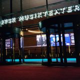 Kantbelyste lysskilte til Jysk Musikteater i Silkeborg