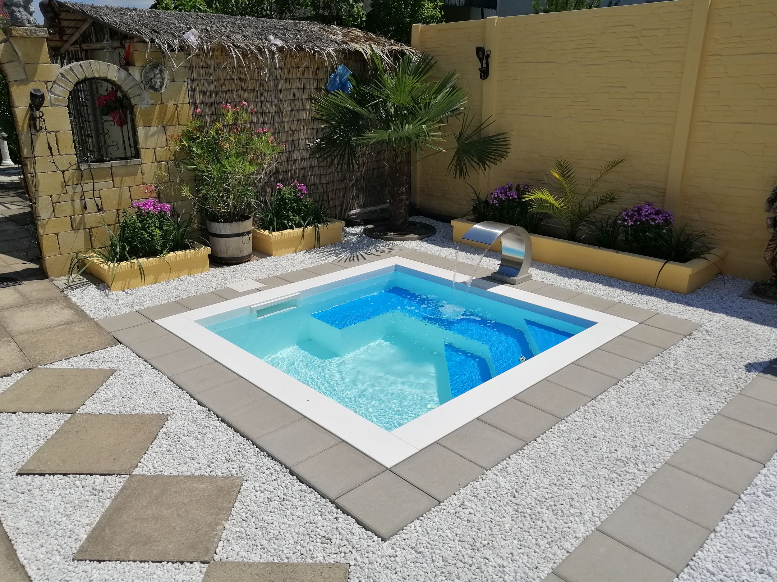 Mini Pool Pics Mini Pools | Kompakte Poollösungen für jeden Garten