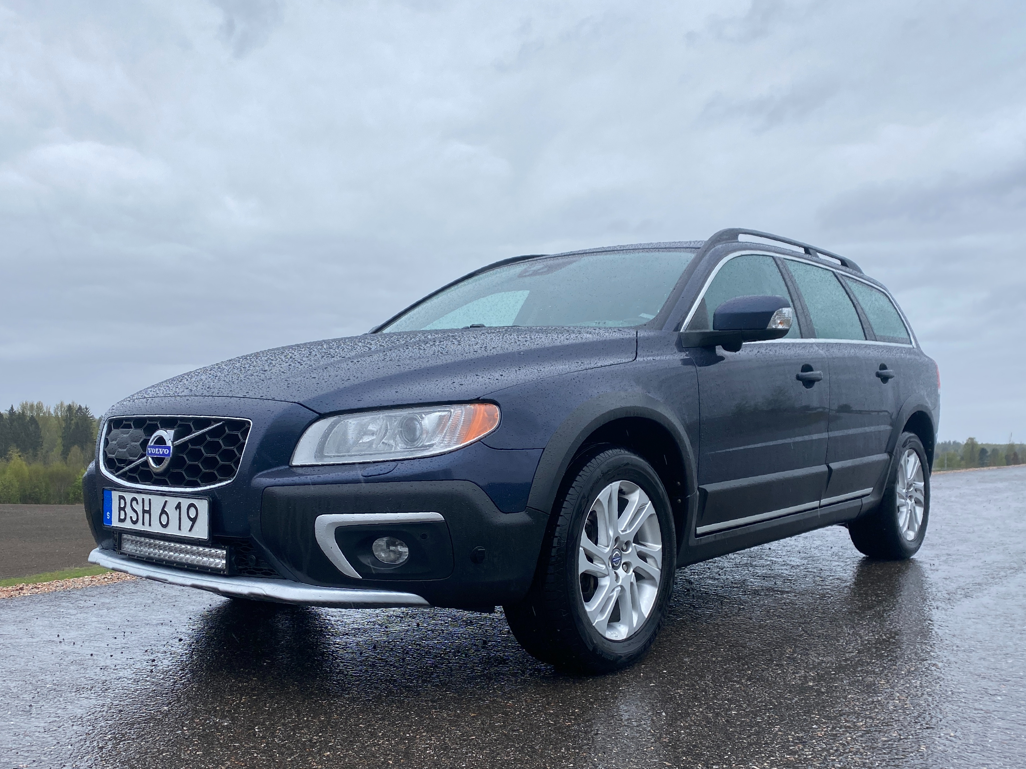 Volvo XC70 