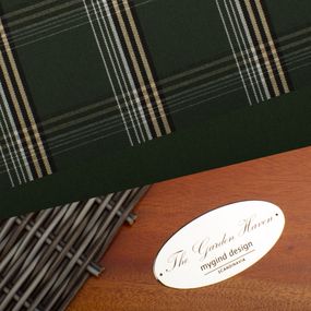 Elegant Green