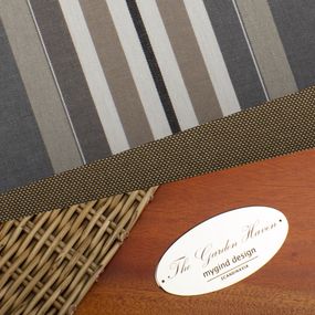 Andalucía Grey Stripe