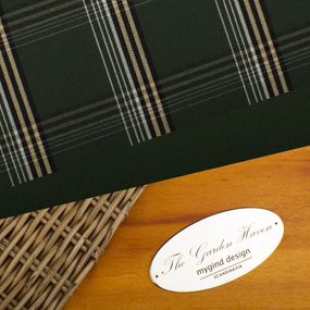 Elegant Green