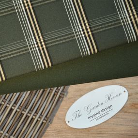 Elegant Green
