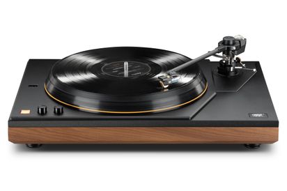MoFi MasterDeck Turntable Walnut