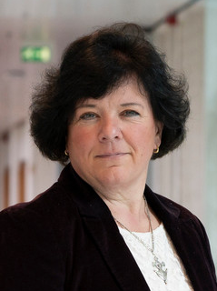 Mw. Carin Janssen, MBA