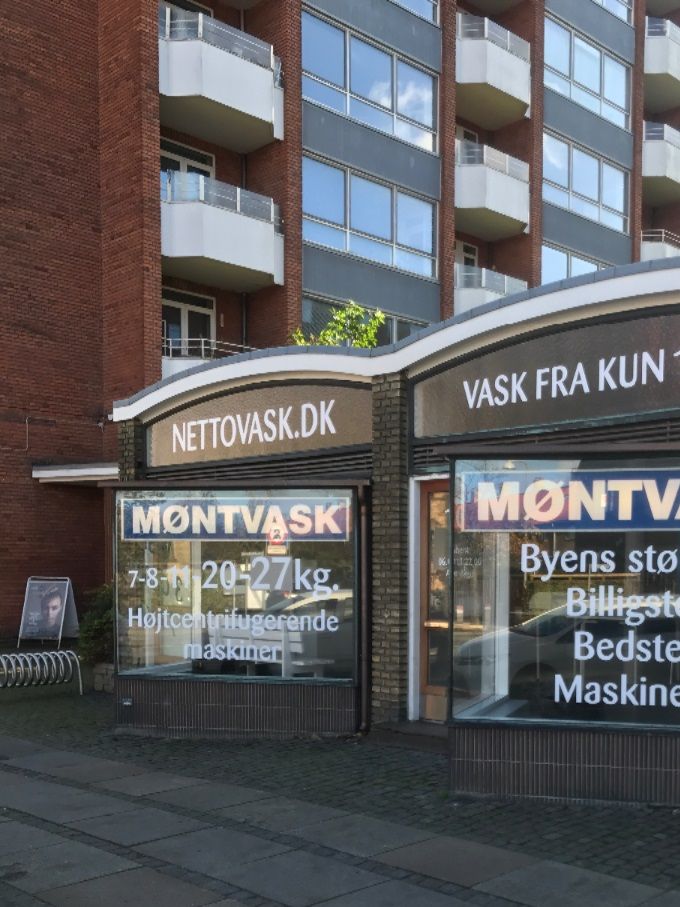 

Vi opfordrer til at man holder afstand og benytter mundbind. Der er sprit til fri afbenyttelse i vaskeriet. 