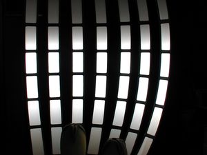 props-alien-wall-ligth