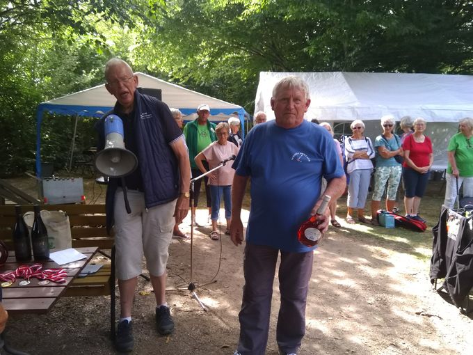 Hole in one på vin hul.