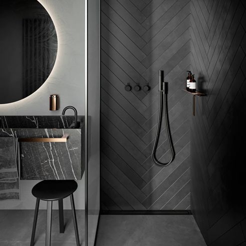unidrain_HL_black_GL-black_reframe-towel_soap-wiper_soap-dispenser_bra