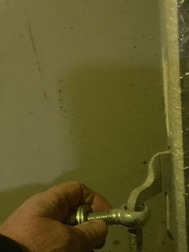 Fabrikens gångjärn 