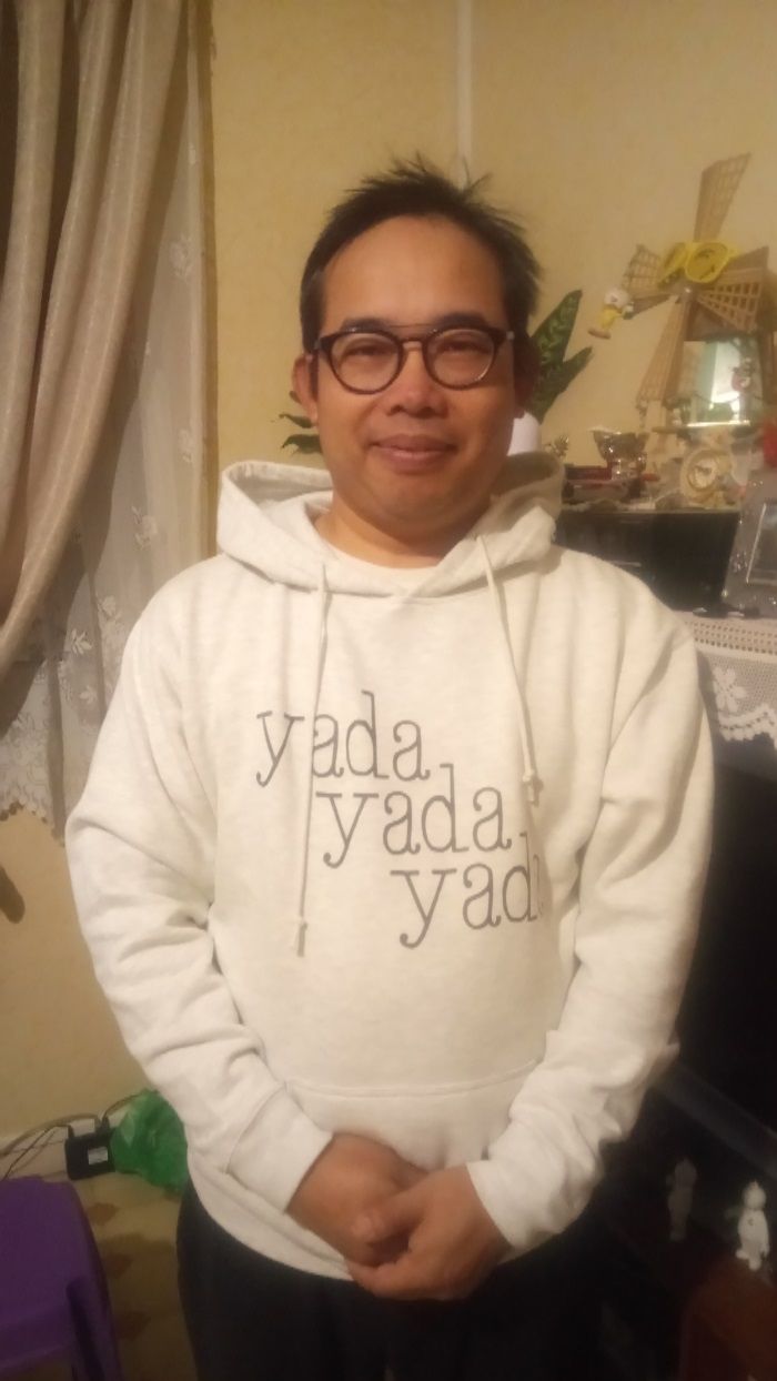 Yada en Twitch Shirt.
