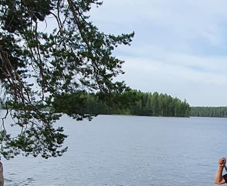 Suppailua viikkotreffeillä kasvattien kanssa. Kesä 2021