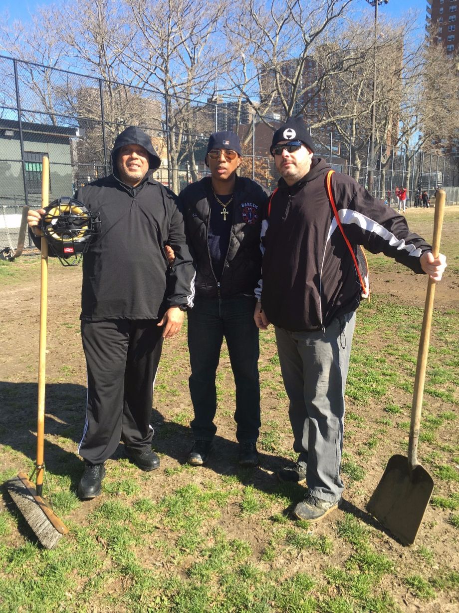 UMPIRES DEREK & TONY