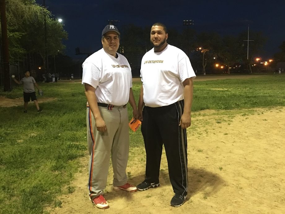 LOS ESTUPIDOS MANAGER EMMAUEL DIAZ & ASST MANAGER