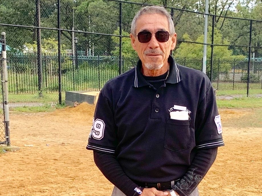 2019 SUNDAY FALL LEAGUE UMPIRE PHOTOS
UMPIRE WILLIE ORTIZ 