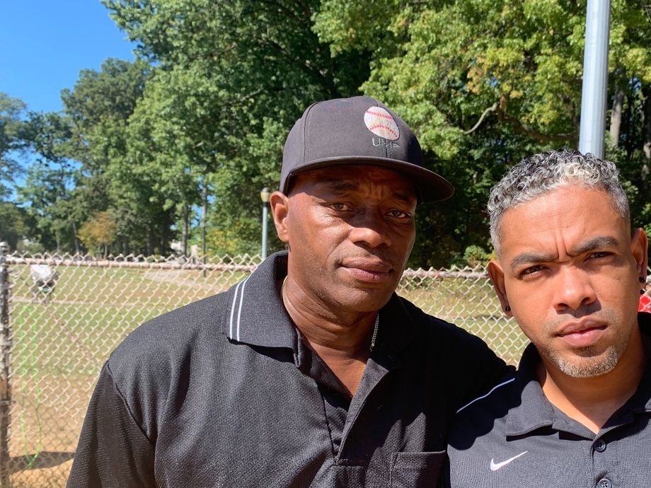 2019 SUNDAY FALL LEAGUE UMPIRE PHOTOS
UMPIRES CC & NOVA