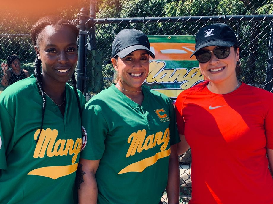 2020 NYC EMS SUNDAY FALL COED TEAM 
“ MANGU “ LADY BALLPLAYERS