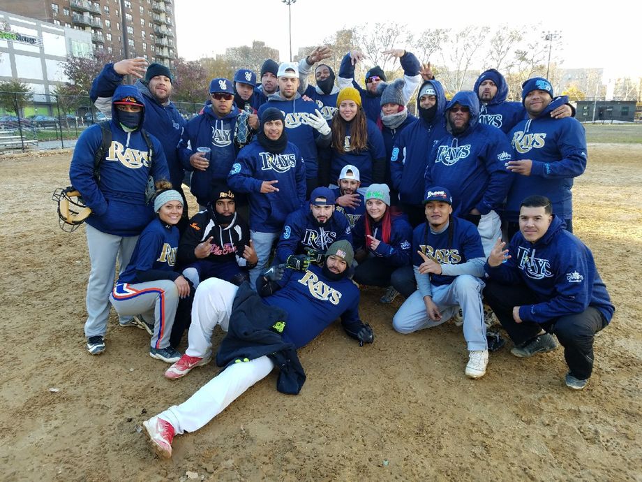 2017 NYC EMS SOFTBALL SUNDAY
FALL COED LEAGUE CHAMPIONS
“ BX RAYS “